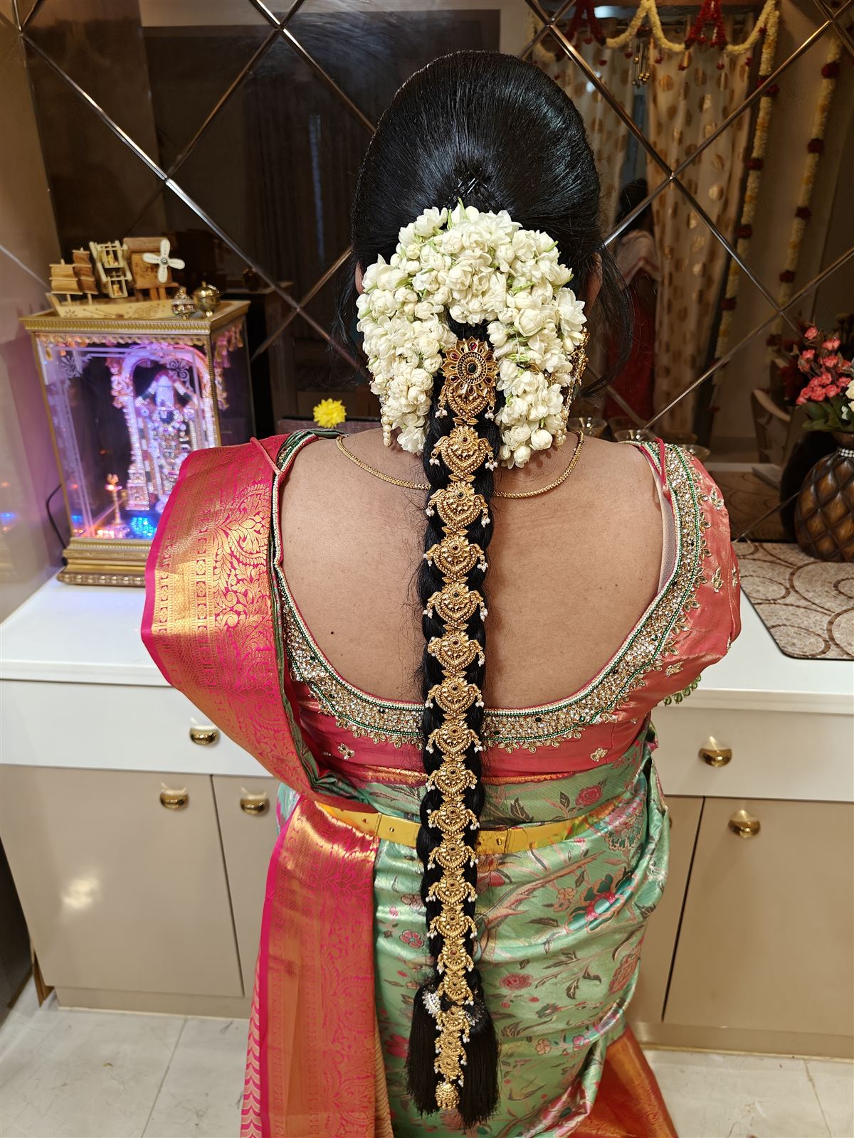 Contact Kalpana Makeovers