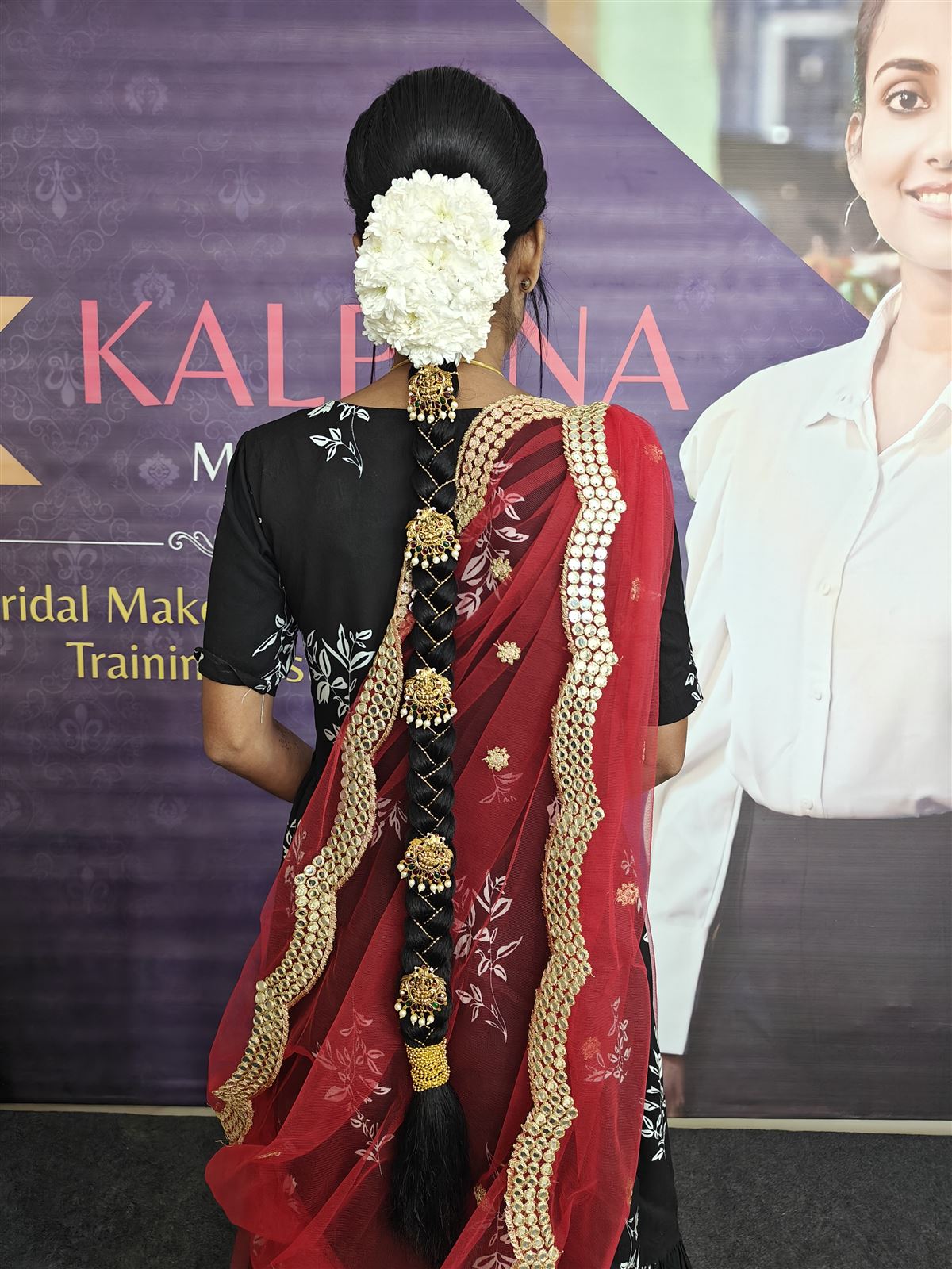 Kalpana mentoring a student